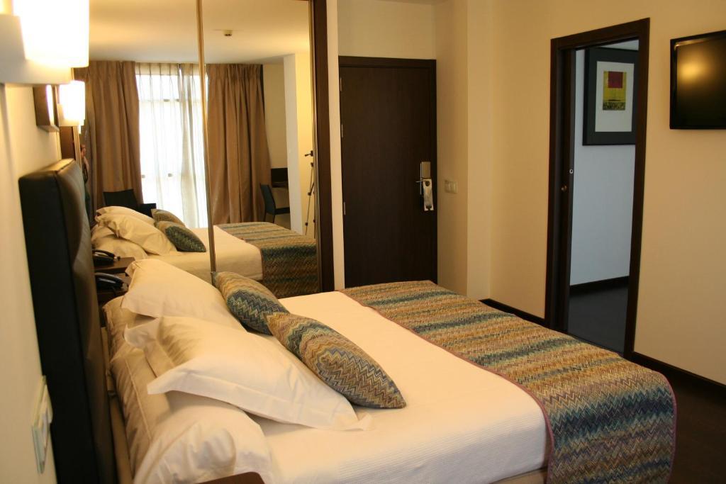 Hotel Villa Rosario Ii, Edificio Moderno Ribadesella Rum bild